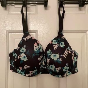 Victoria Secret very comfy full coverage bra